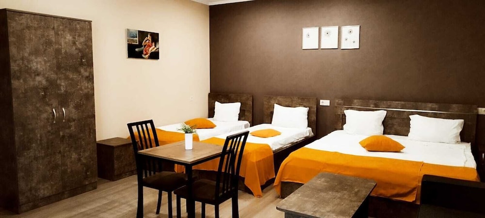 Family Quadruple Room photo 1