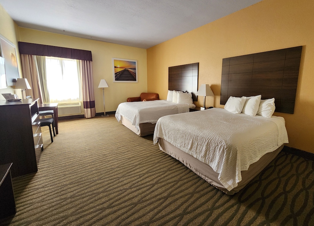Room, 2 Queen Beds, Accessible, Non Smoking (Mobility,Hearing,Tub W/Grab Bars) - Photo 1