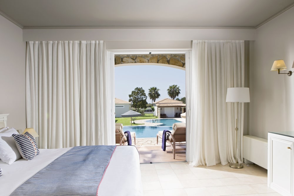 Superior Bungalow, Pool Access