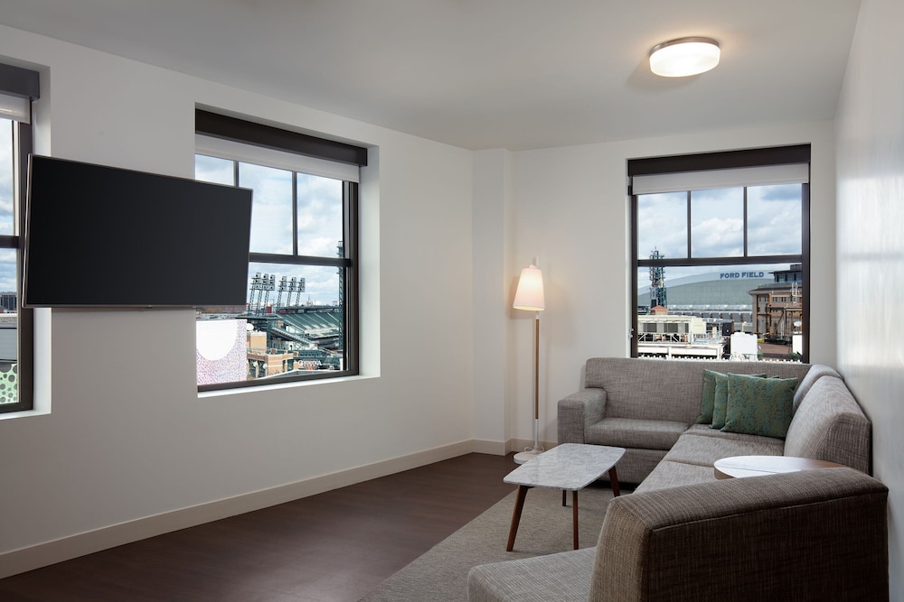 Suite, 1 Bedroom, City View - Photo 1