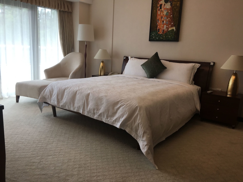 1 Bedroom Premier photo 2