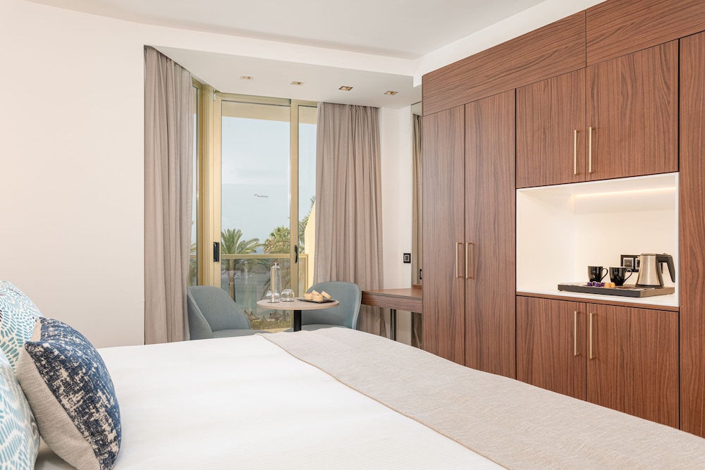 Superior Room, Private Pool - Photo 2