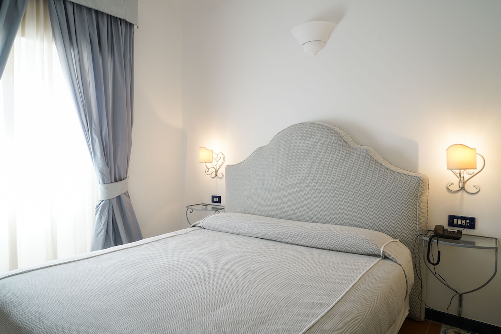 Panoramic Room, Terrace