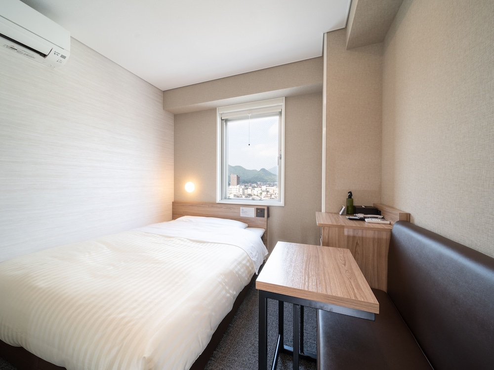 Standard Room, Non Smoking - Photo 1