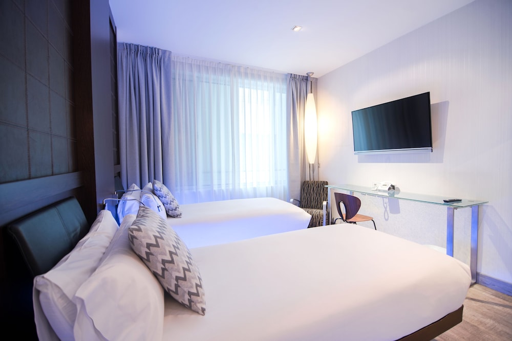 Standard Double Room - Photo 3