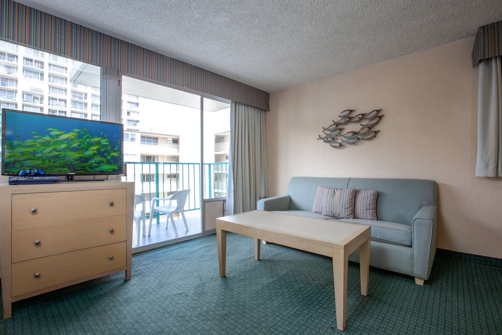 Deluxe Room - Photo 7