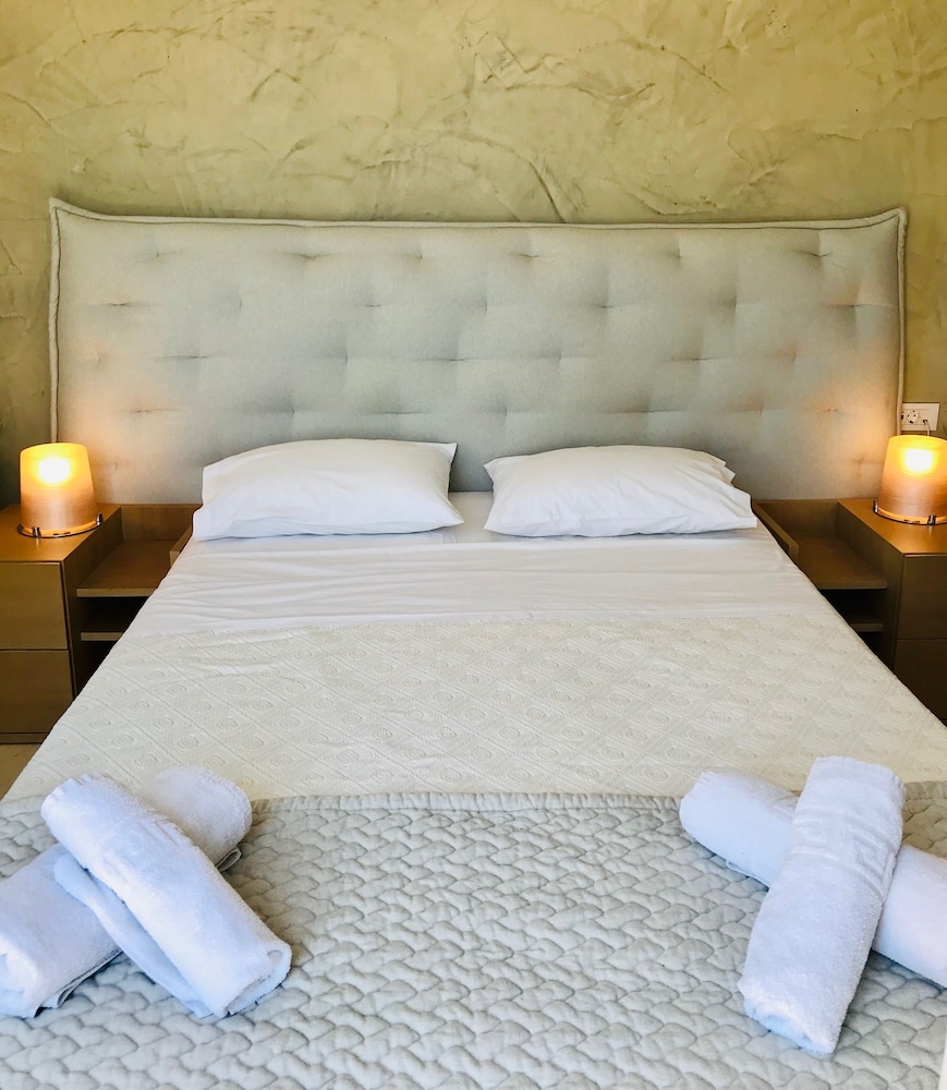 Premium Double Room, 1 Double Bed, Partial Sea View