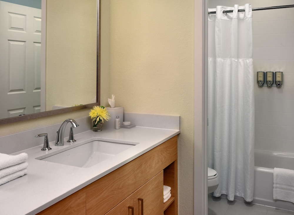 Studio Suite, 2 Queen Beds - Photo 11