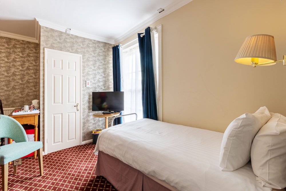 Premium Double Room, Ensuite - Photo 3
