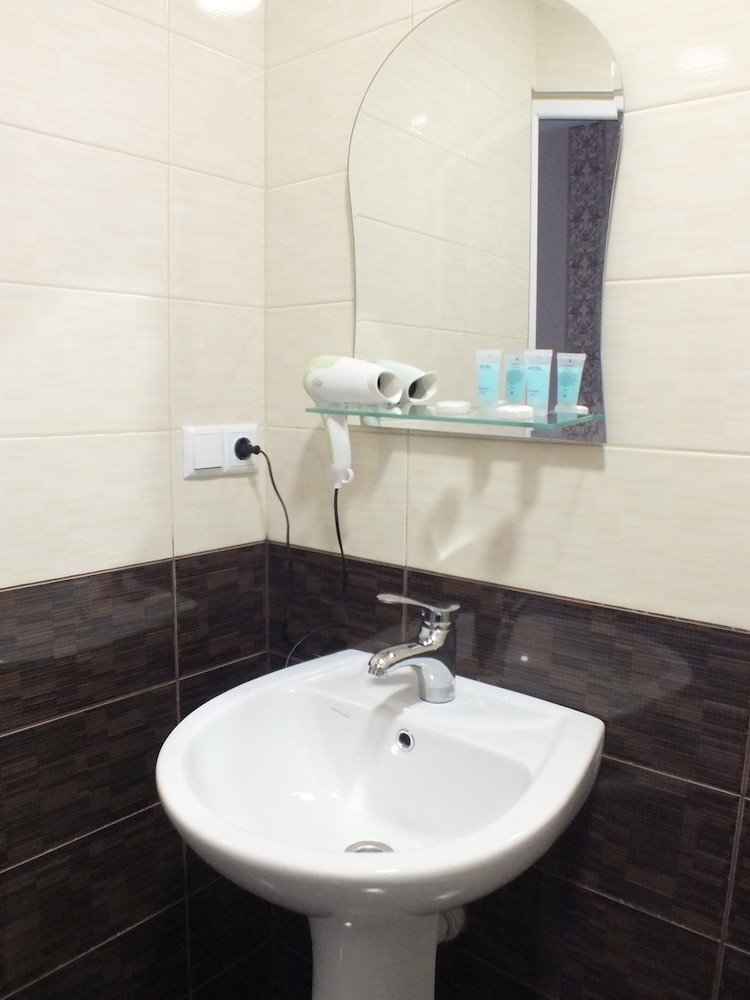 Economy Double or Twin Room