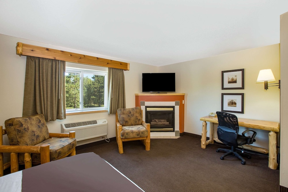Studio Suite, 2 Queen Beds, Fireplace, Non Smoking photo 2