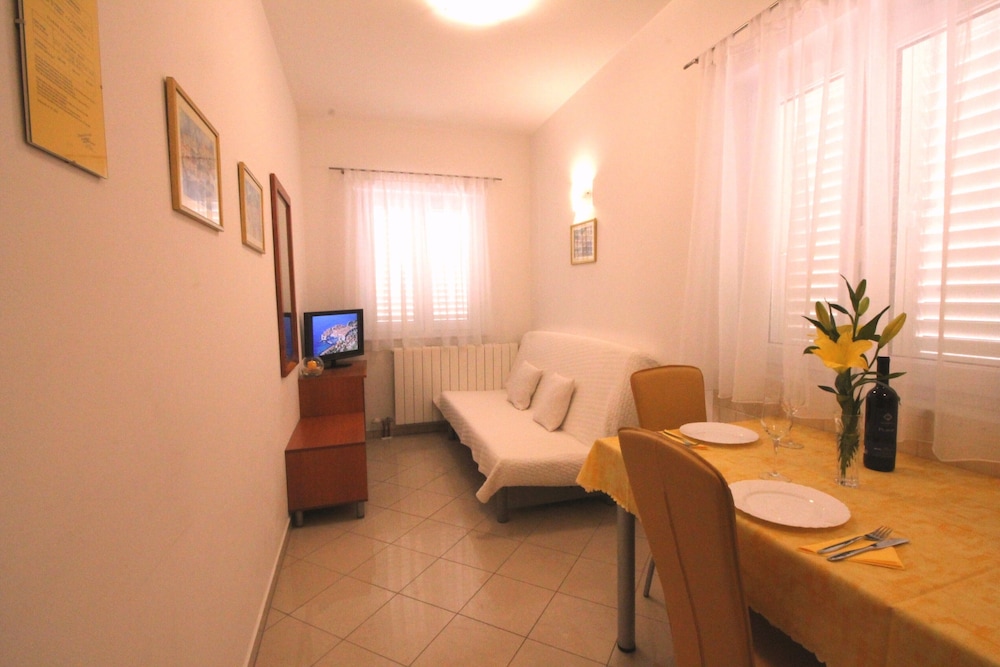Economy Apartment, Ground Floor photo 3