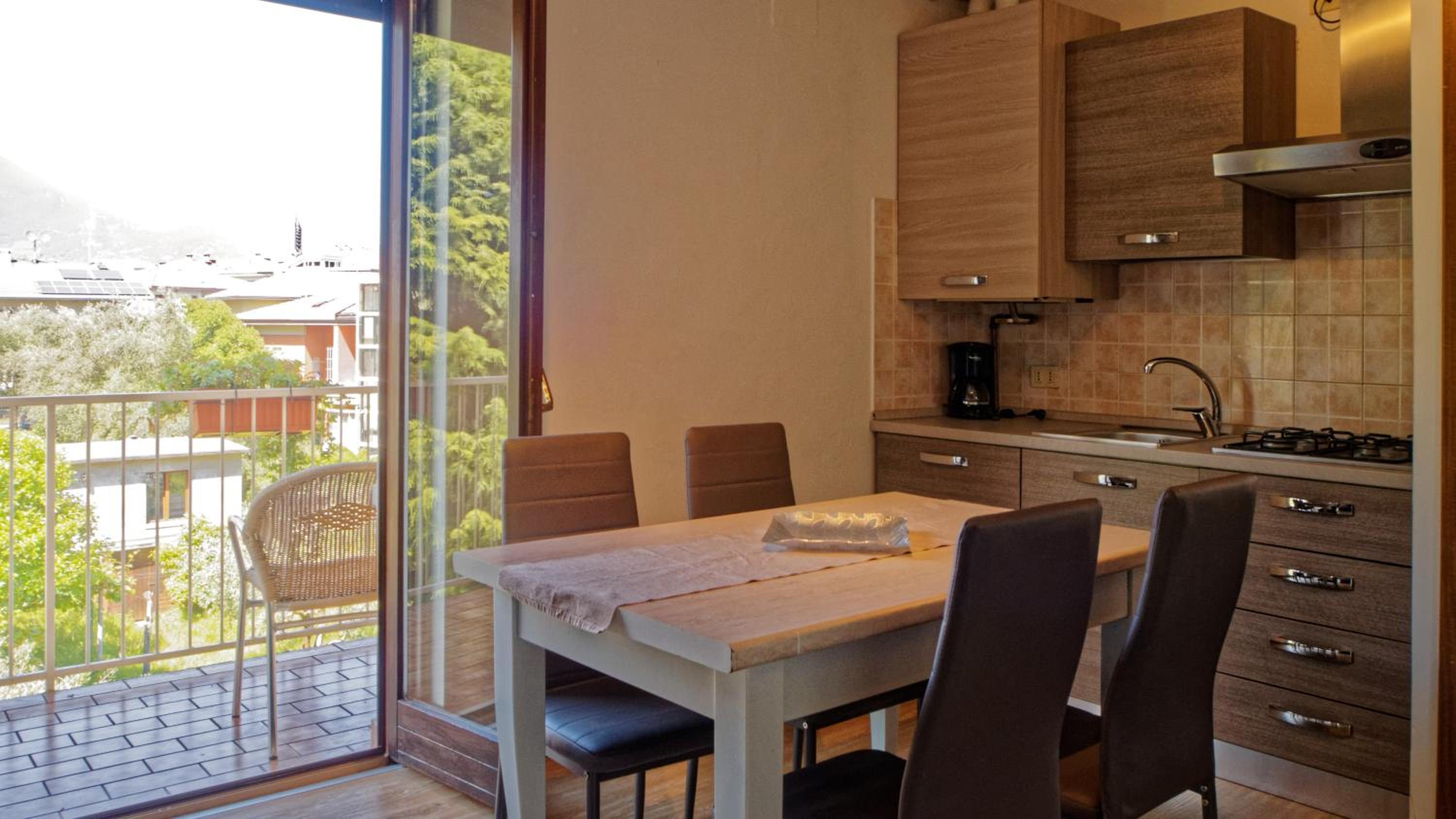 One-Bedroom Apartment with Balcony
