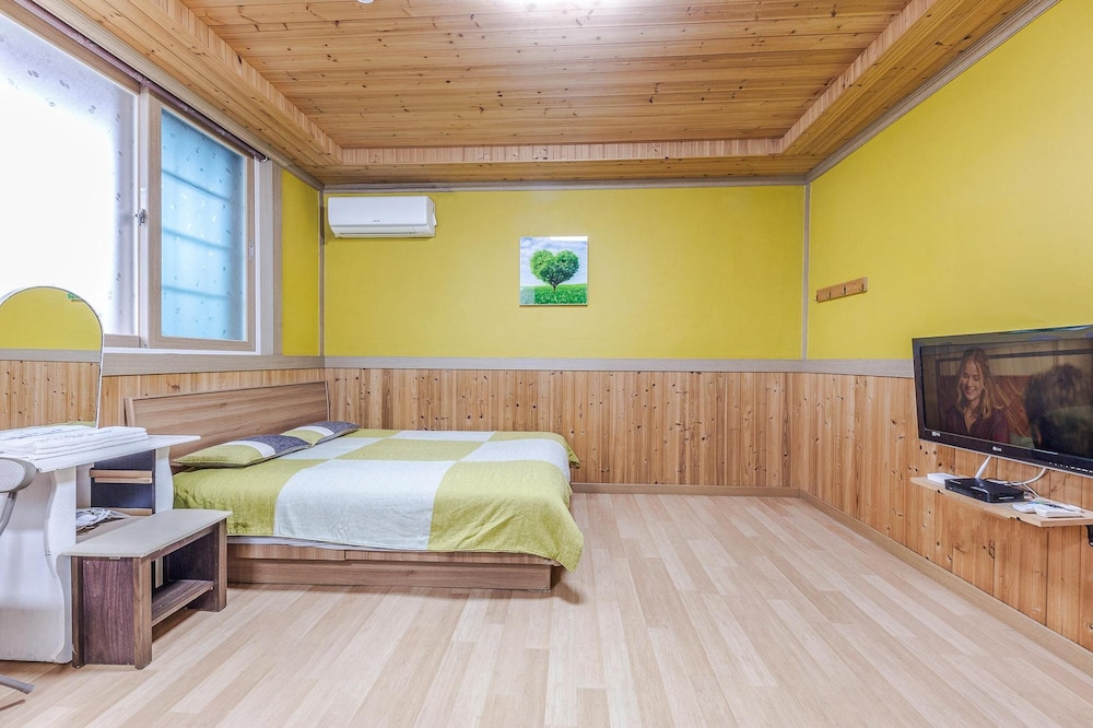 Basic Room, 1 Bedroom (106) photo 3
