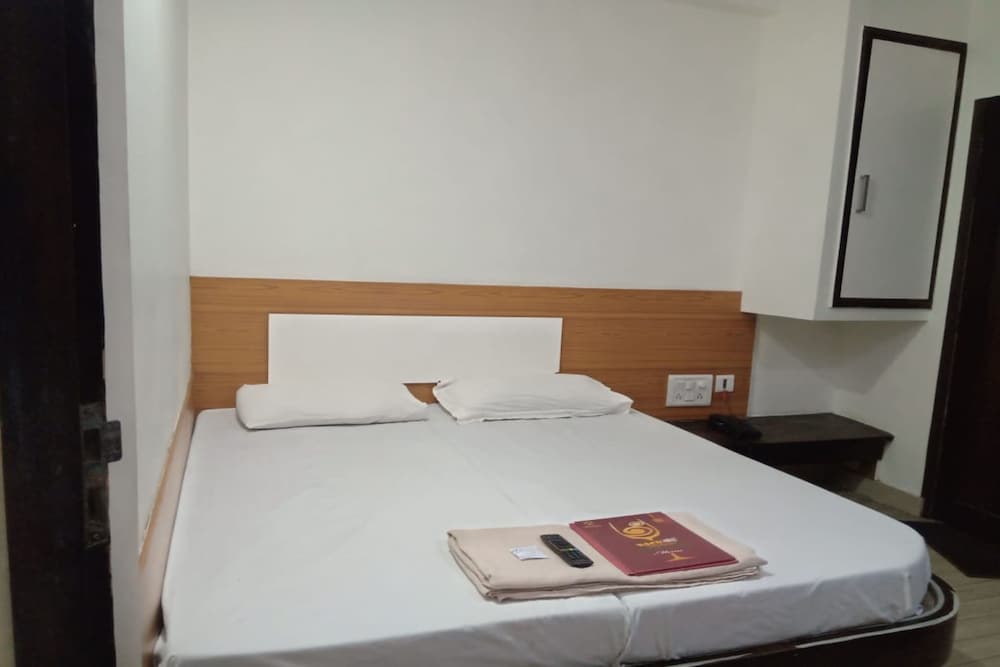 Deluxe Room - Photo 4