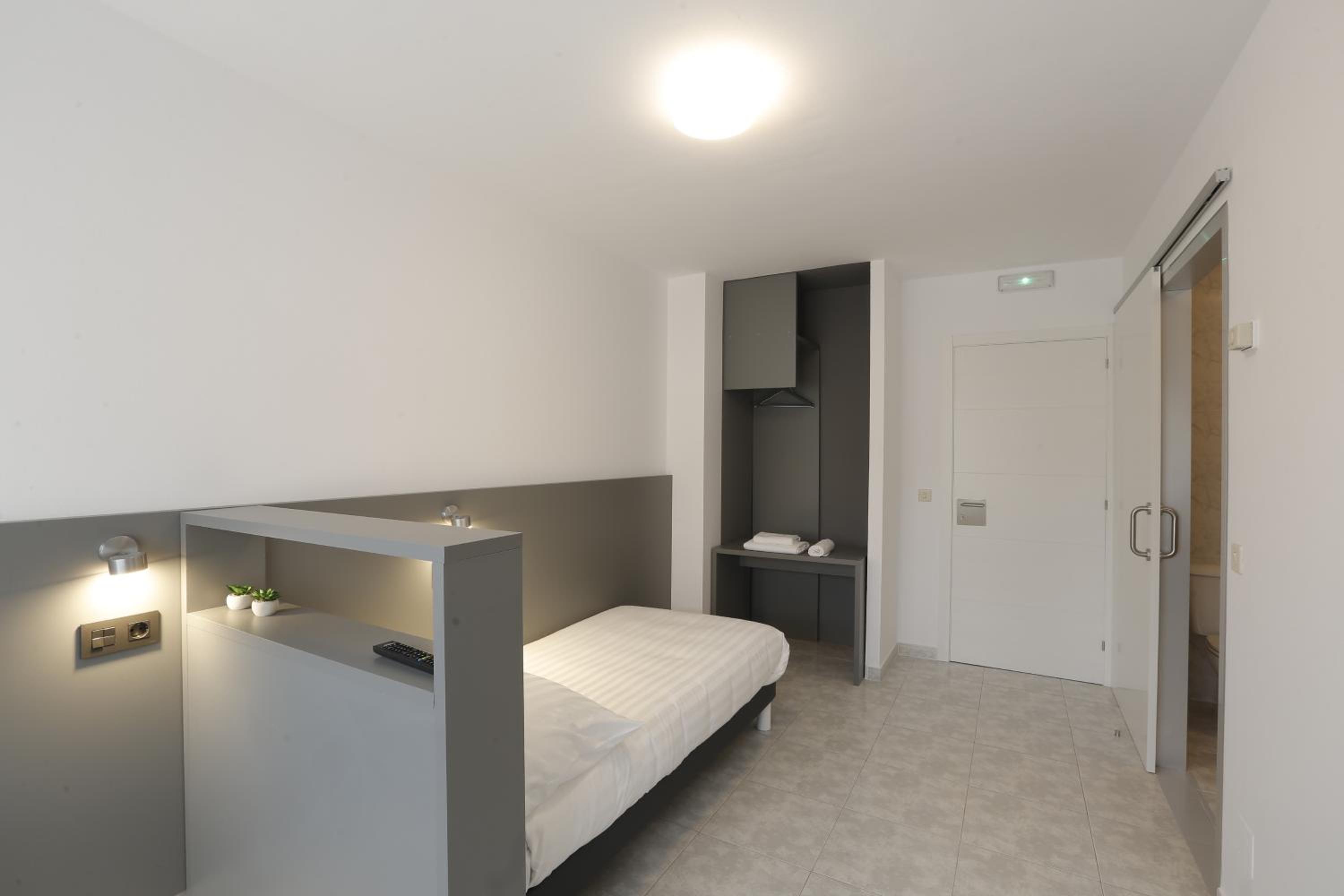 Single Room - Disability Access