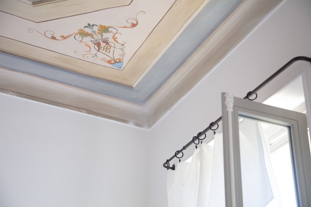 Junior Suite, 1 King Bed, Non Smoking, Garden View photo 2