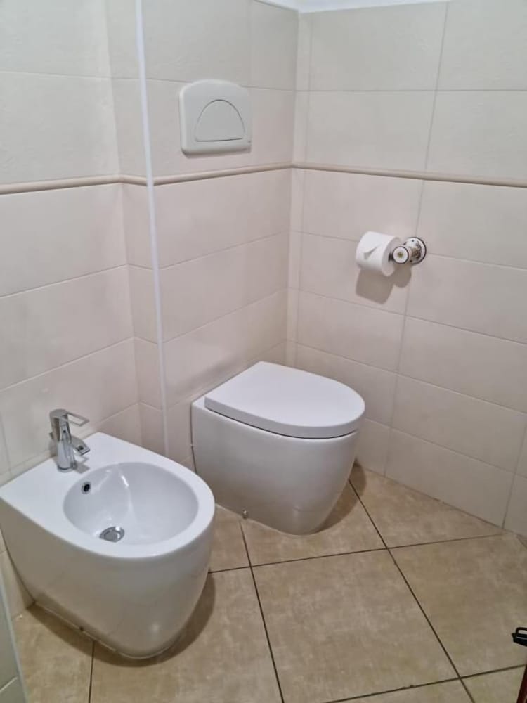 Deluxe Double or Twin Room photo 2