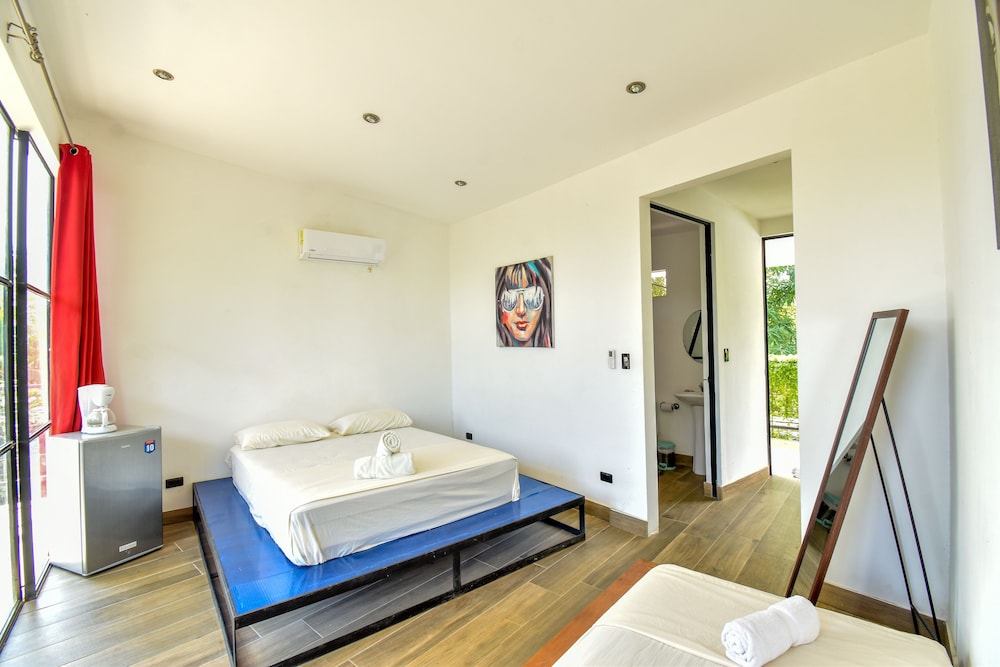 Standard Triple Room, 1 Bedroom photo 3