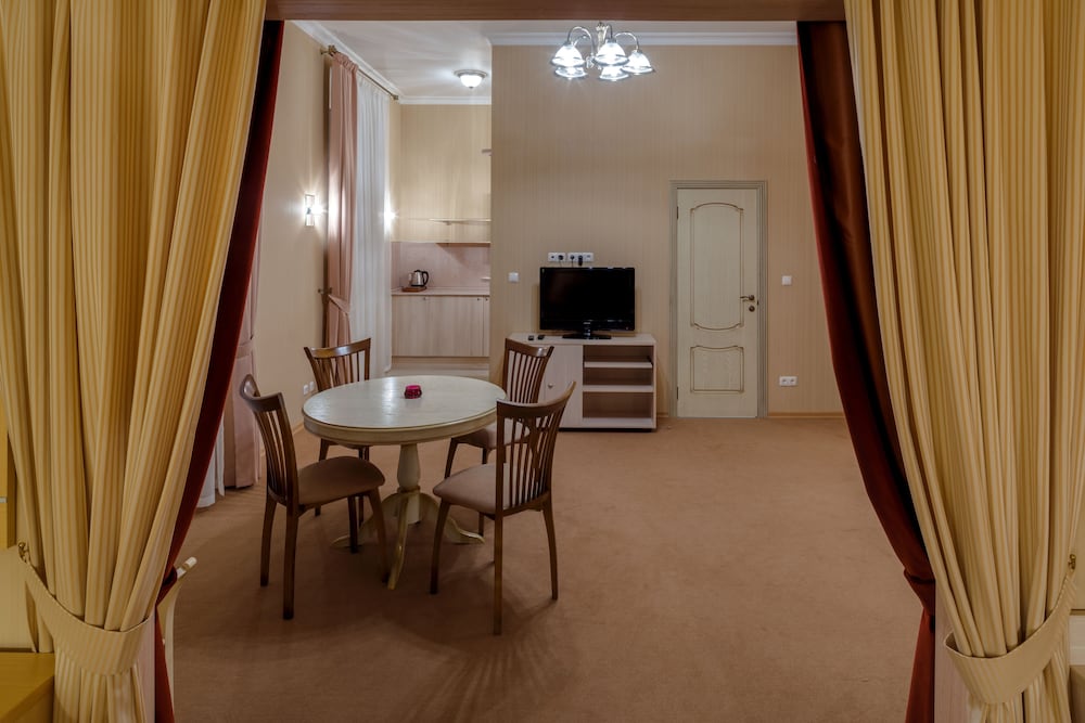 Business Apartment, 1 Bedroom, Garden View photo 3