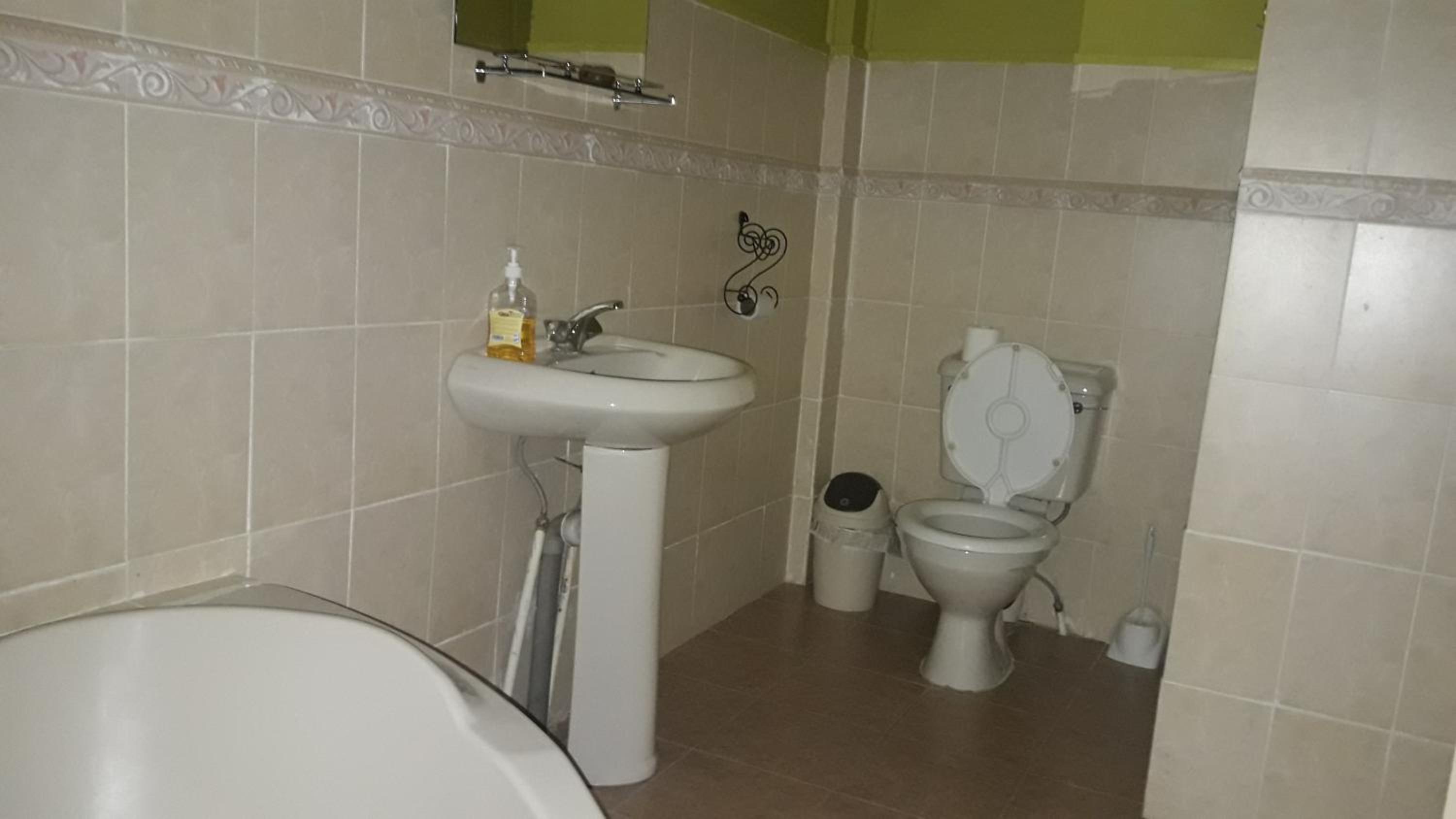 Queen Room with Spa Bath photo 2