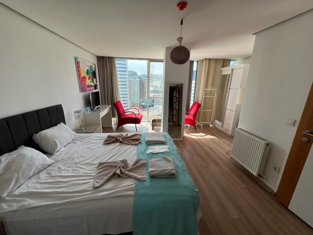 Superior Double Room, 1 Bedroom, City View photo 3