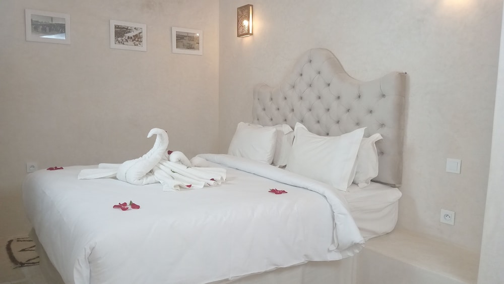 Deluxe Double Room (King) photo 1