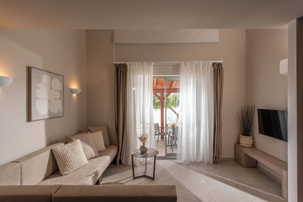 Luxury Duplex, Garden View