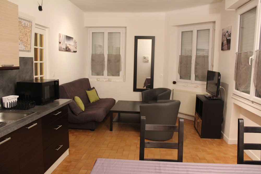 Comfort Apartment, 1 Bedroom, Kitchen, Sea View photo 1
