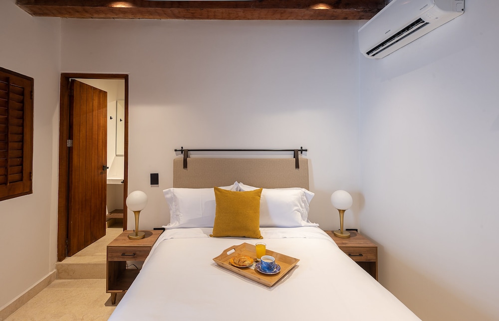 Standard Double Room - Photo 1