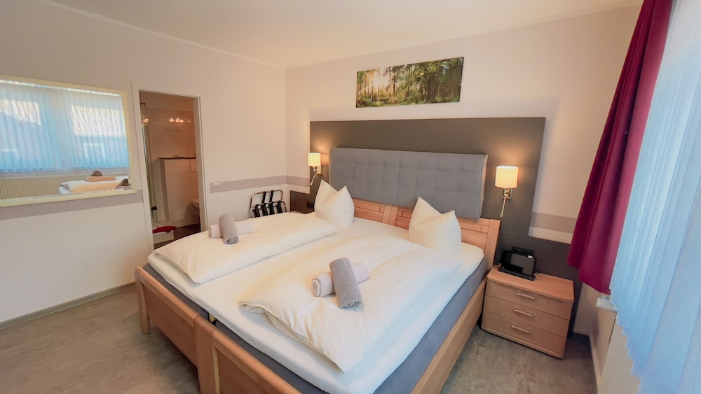 Double Room, Non Smoking photo 3
