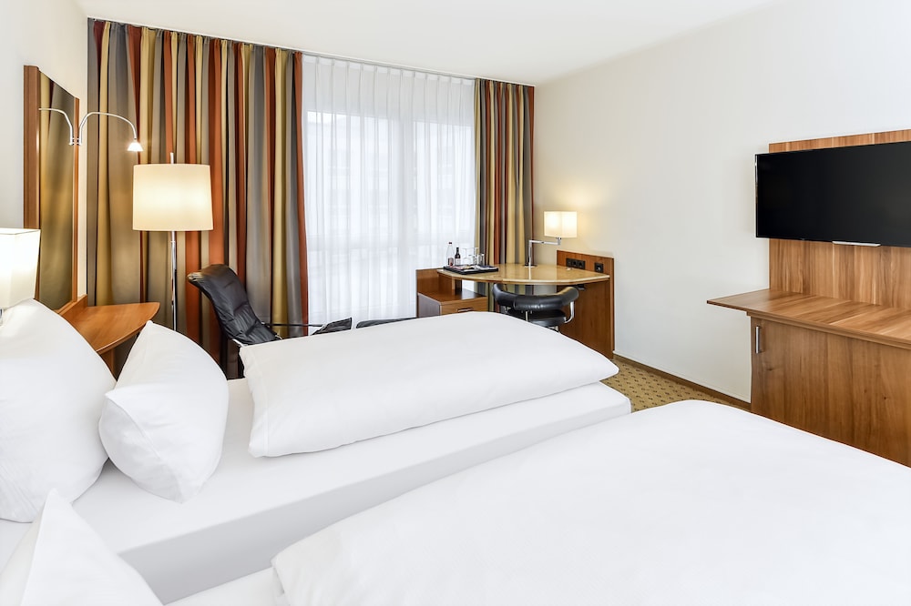 Standard Room (Extra Bed 3 adults) photo 2