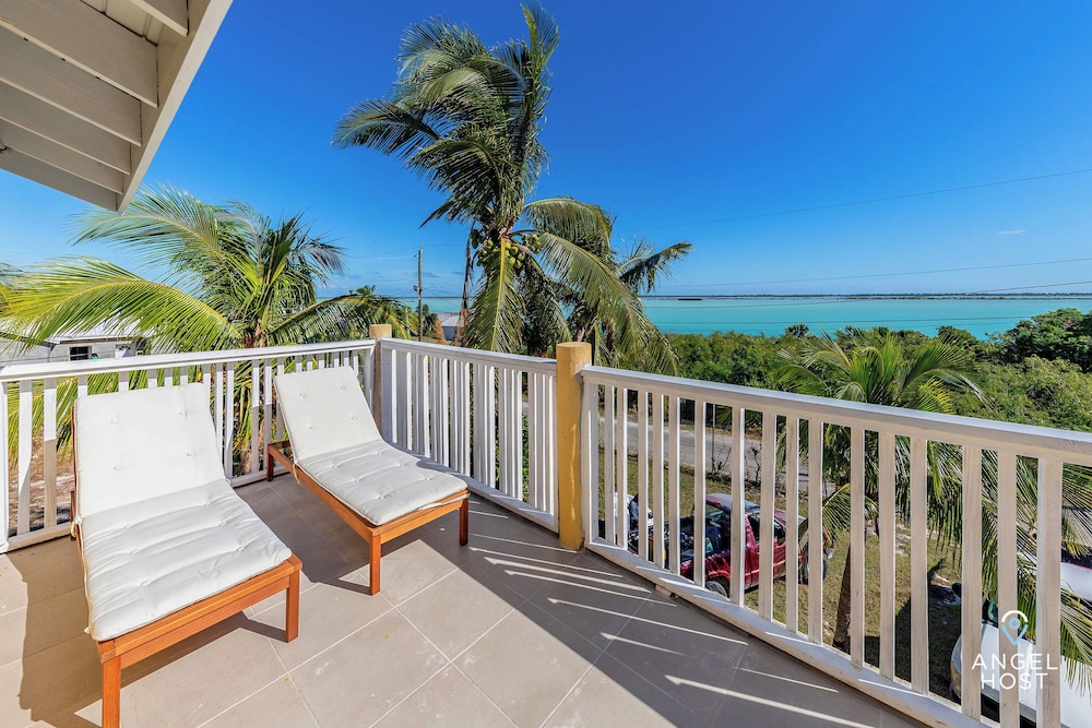 Apartment, 3 Bedrooms, Balcony, Ocean View photo 1