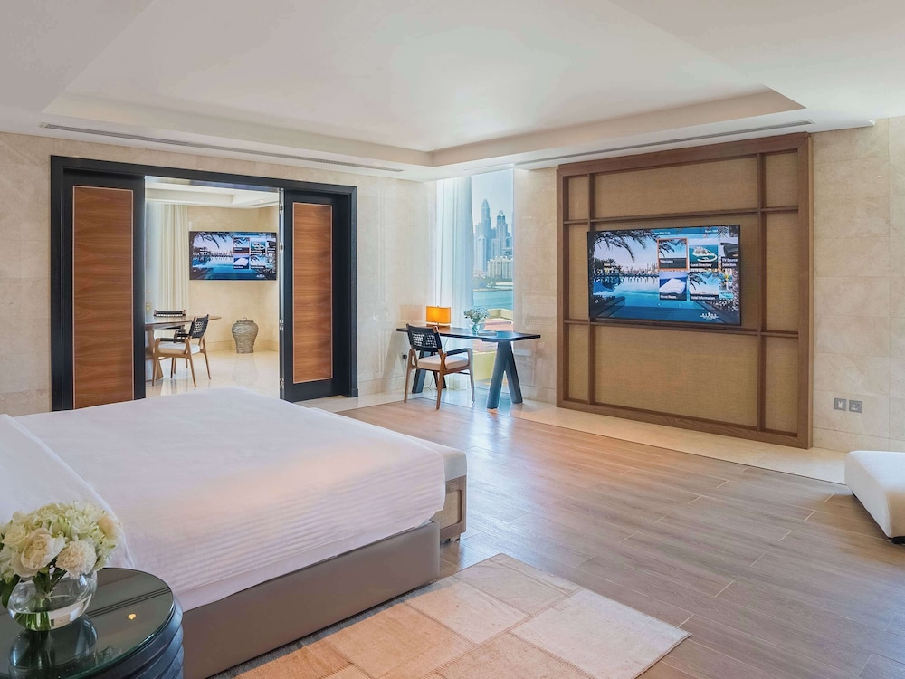Suite, 2 Double Beds, Sea View (Panoramic)
