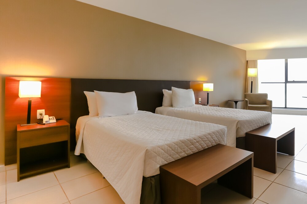 Standard Twin Room - Photo 11
