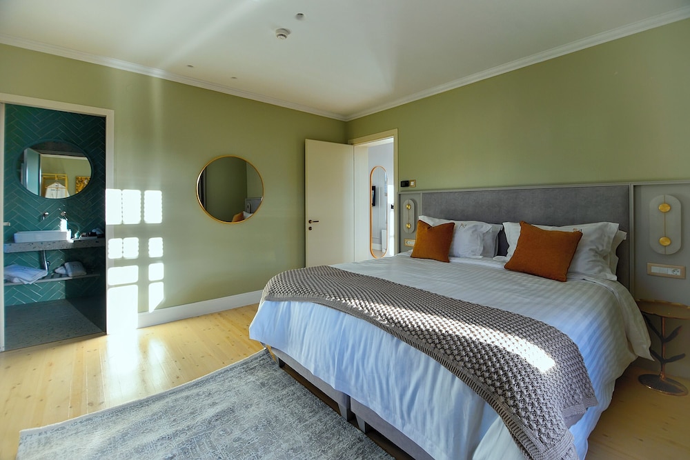 Superior Double Room, Balcony, City View