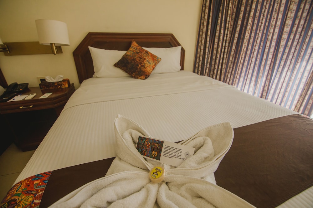 Superior Room, 2 Queen Beds - Photo 2