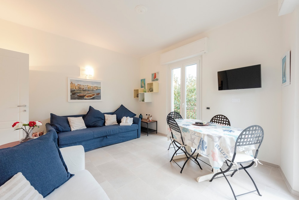 Family Apartment, City View