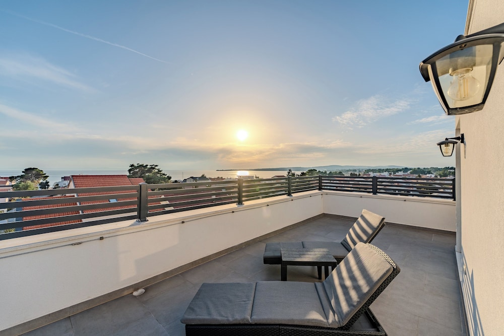 Deluxe Apartment, Sea View
