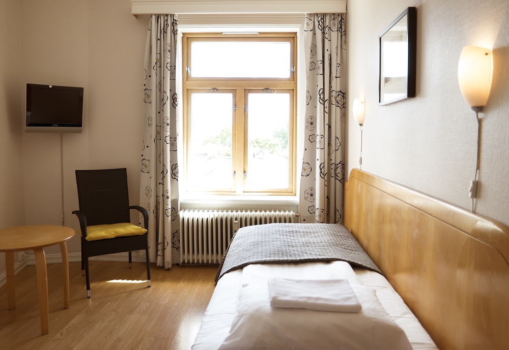 Superior Single Room, 1 Twin Bed photo 2