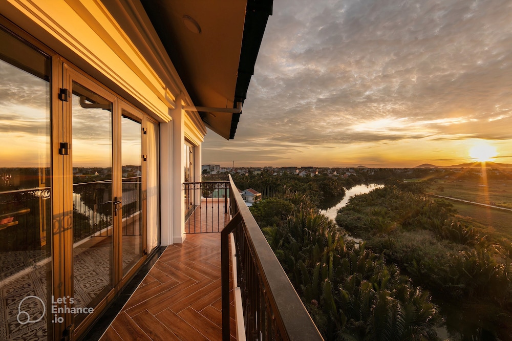 Shining Executive River View - Photo 4