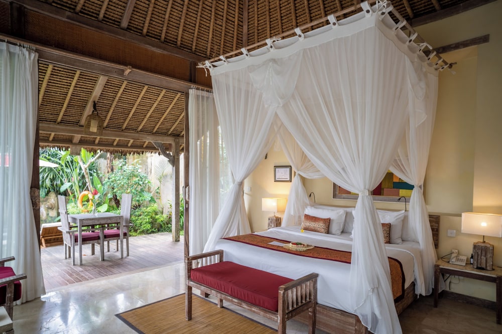 Pool Villa Garden View photo 1