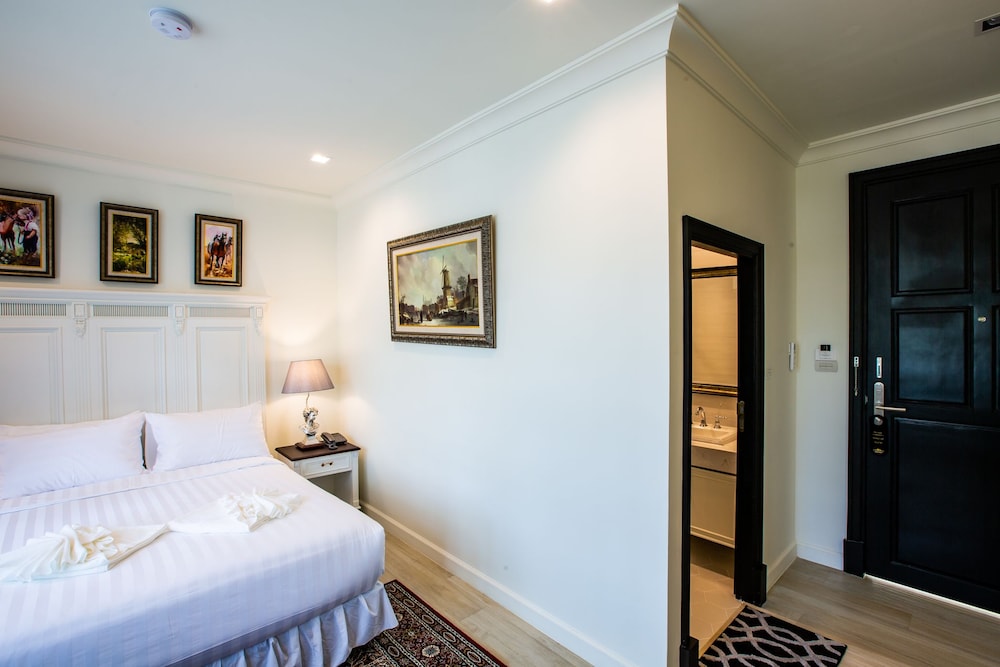 Superior Double Room, 1 Queen Bed, Ensuite - Photo 5