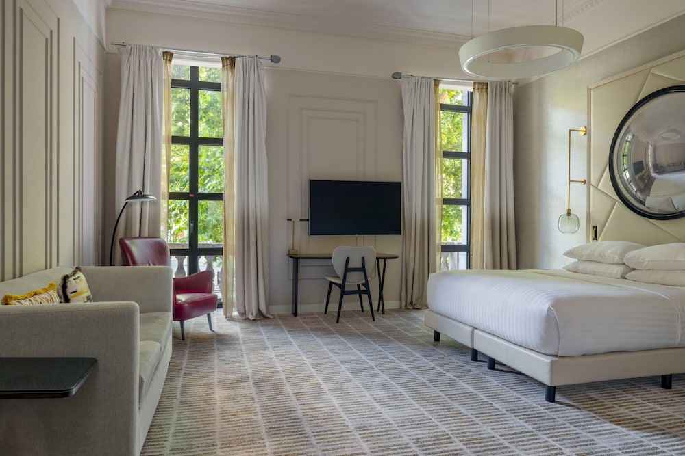 Executive Room, 1 Double Bed - Photo 4
