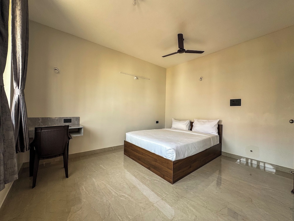Deluxe Apartment, Balcony, Sea View photo 3