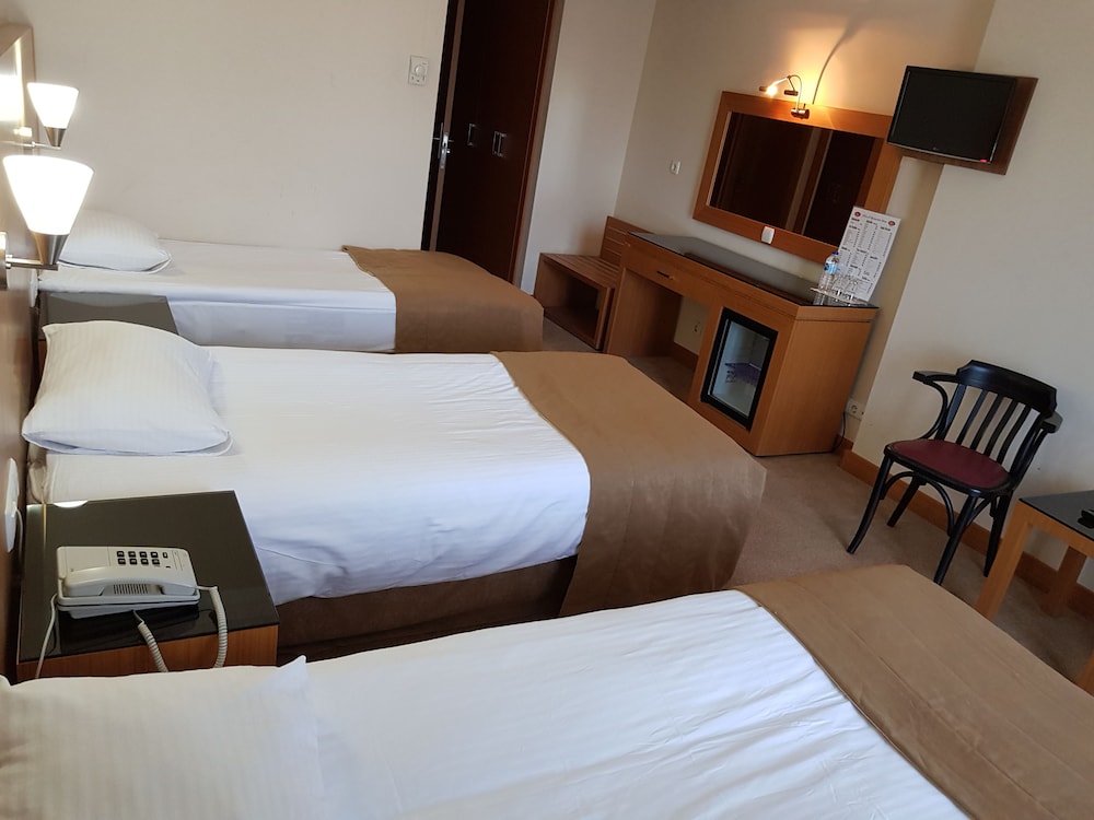 Comfort Triple Room, Garden View photo 1