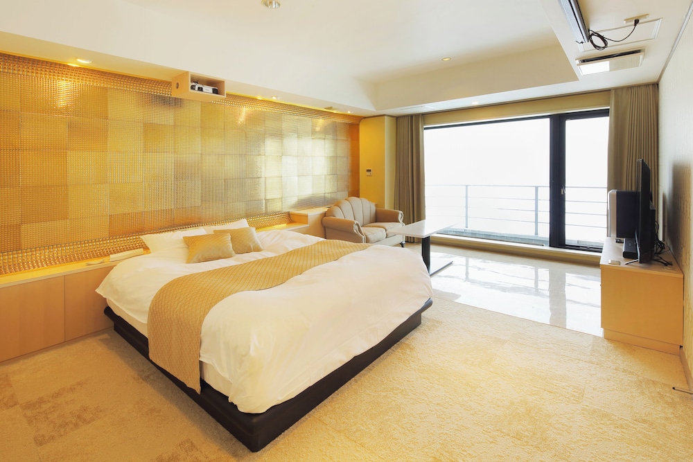 Standard Room photo 2