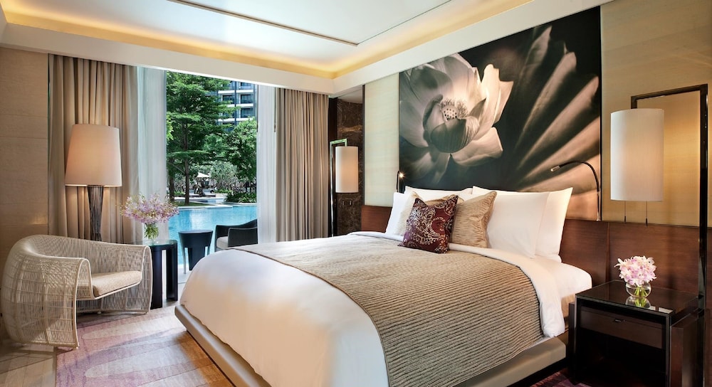 Cabana Room with Direct Pool Access ( Executive Lounge Benefit ) thumbnail 6