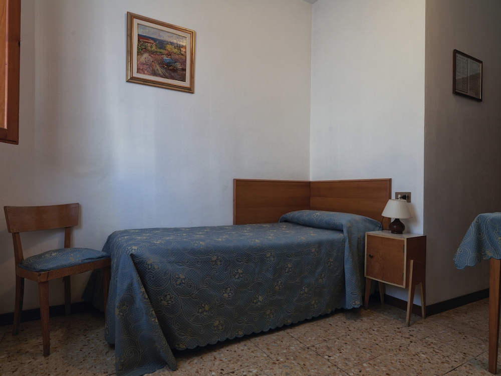Single Room, 1 Twin Bed