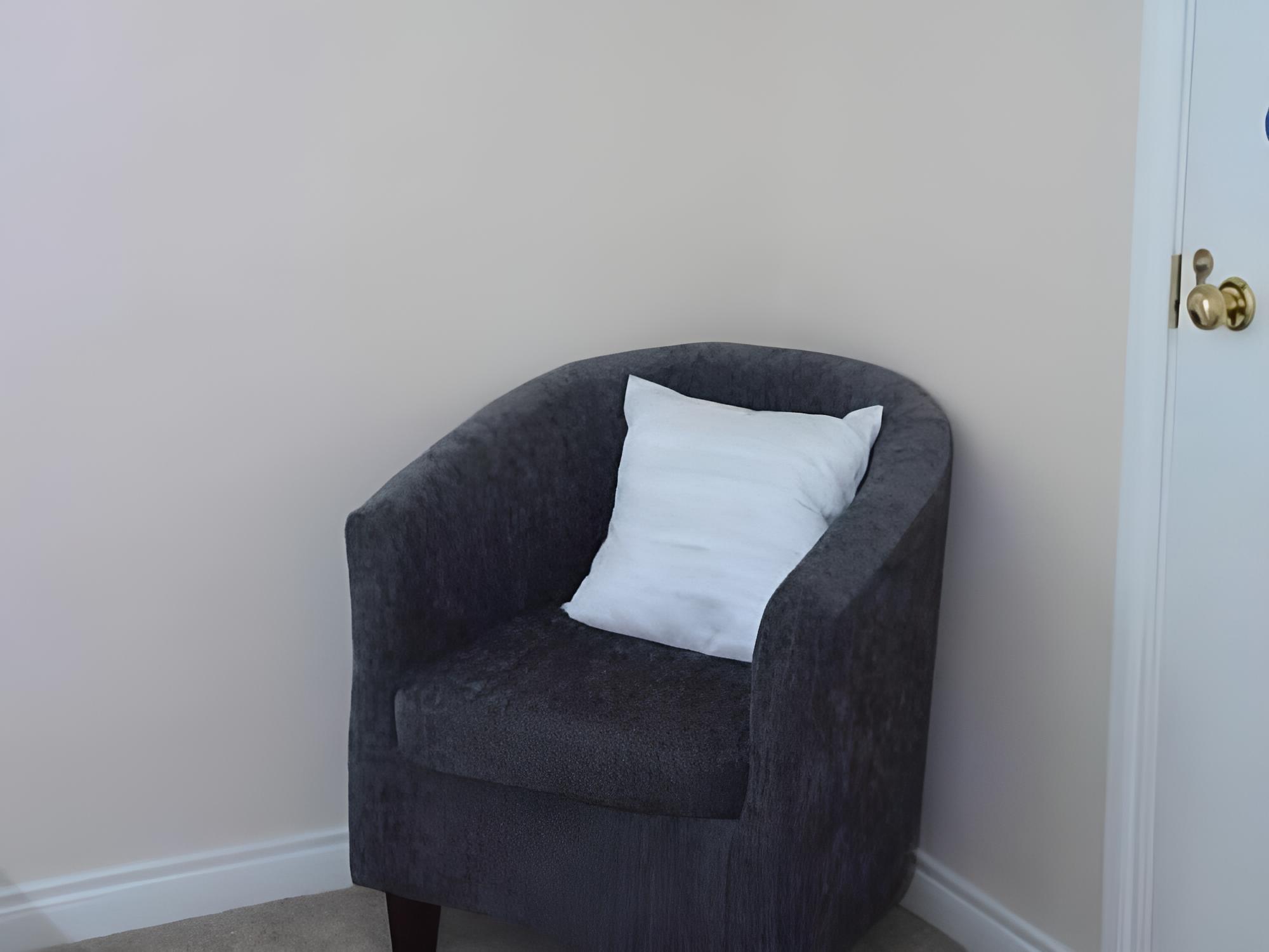 Double Room, Ensuite (with Extra Bed - Room 2) photo 2